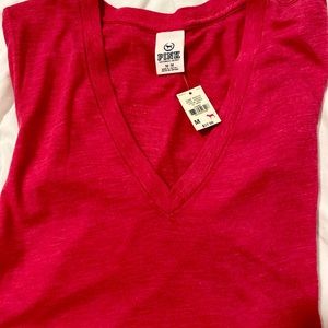 basic deep pink tee NWT